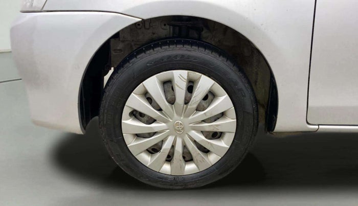 2015 Toyota Etios G, Petrol, Manual, 25,021 km, Left Front Wheel