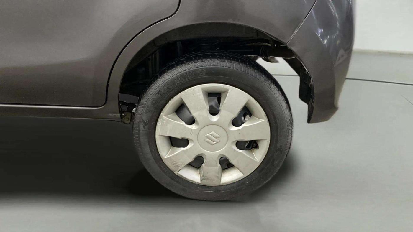2018 Maruti Alto K10 VXI, Petrol, Manual, 38,040 km, Left Rear Wheel