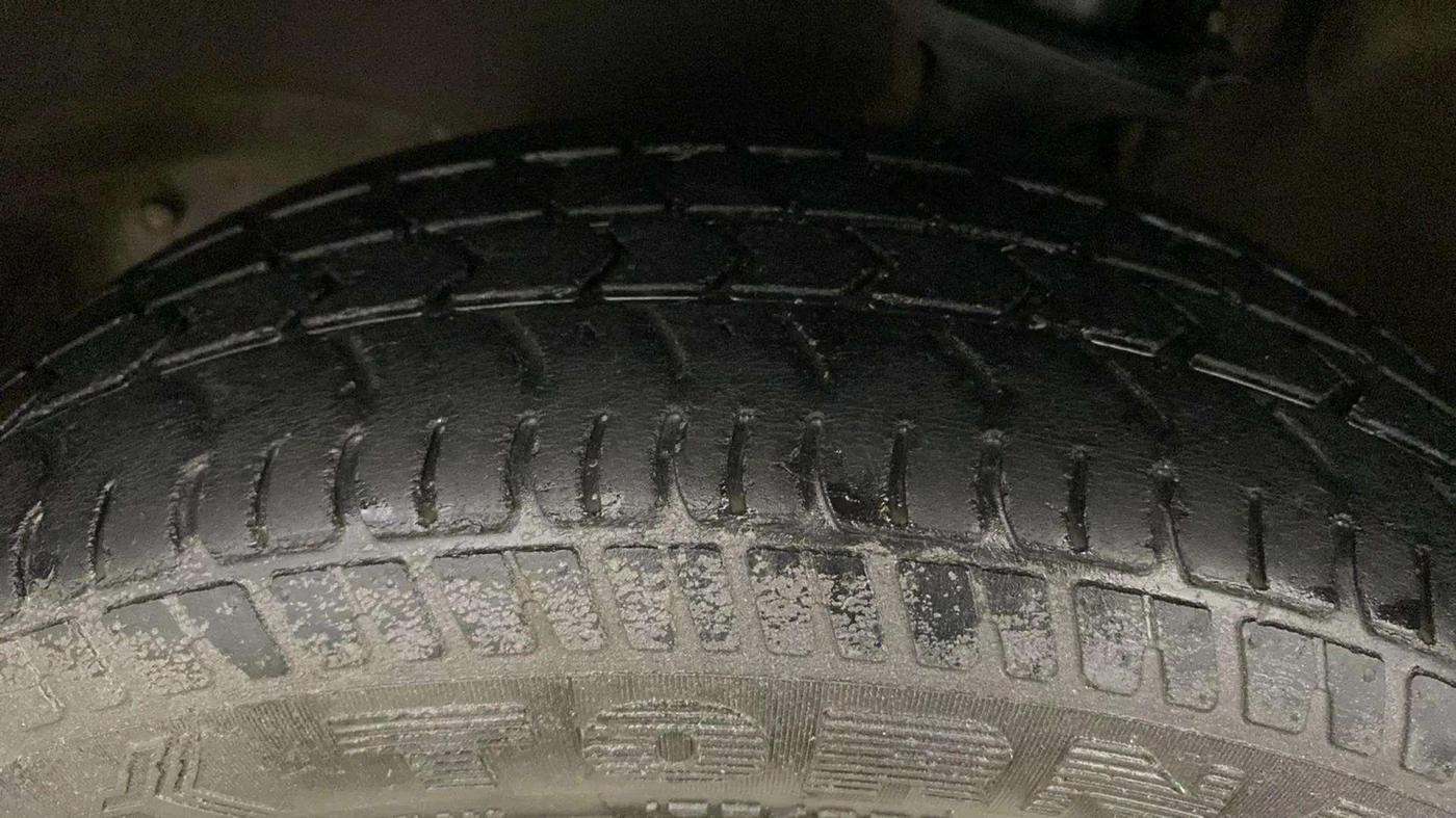 2018 Maruti Alto K10 VXI, Petrol, Manual, 38,040 km, Left Front Tyre Tread