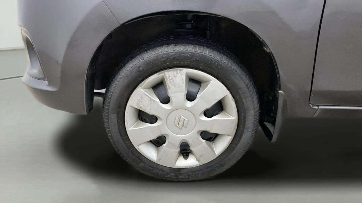 2018 Maruti Alto K10 VXI, Petrol, Manual, 38,040 km, Left Front Wheel