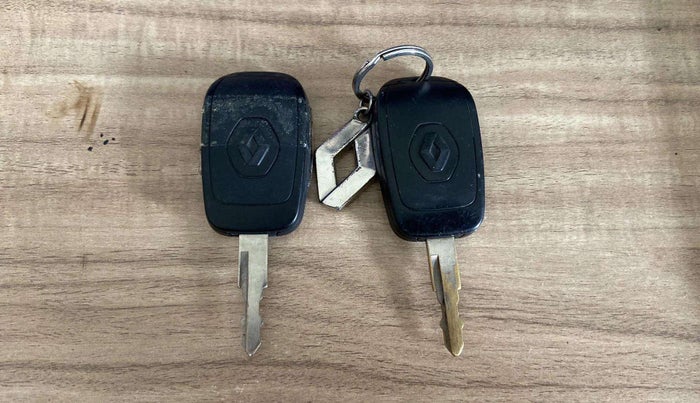 2017 Renault Kwid RXT 0.8, Petrol, Manual, 33,656 km, Key Close Up