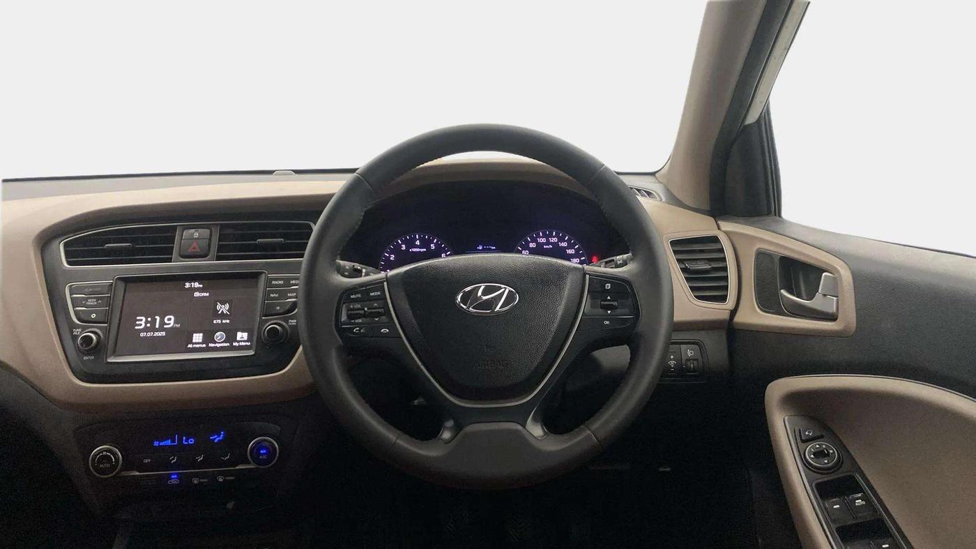 2020 Hyundai Elite i20 ASTA 1.2 (O), Petrol, Manual, 61,837 km, Steering Wheel Close Up