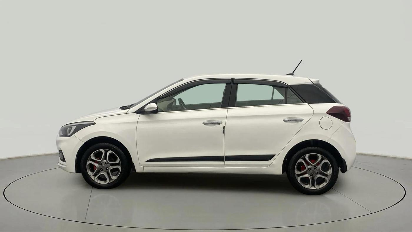 2020 Hyundai Elite i20 ASTA 1.2 (O), Petrol, Manual, 61,837 km, Left Side