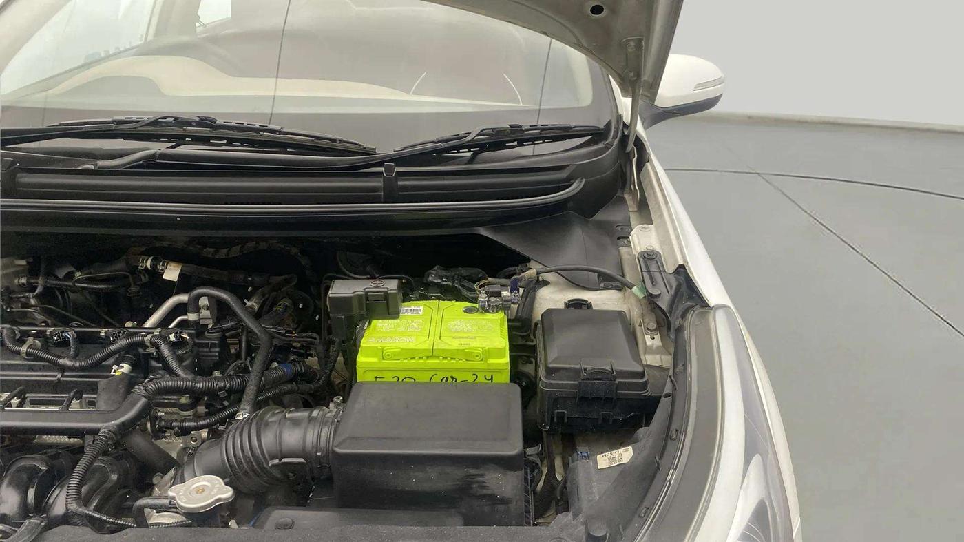 2020 Hyundai Elite i20 ASTA 1.2 (O), Petrol, Manual, 61,837 km, Engine View - Left