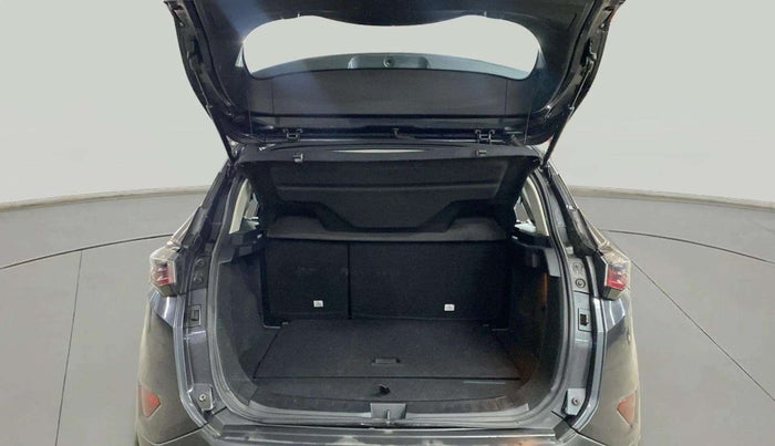 2021 Tata Harrier XZA 2.0L, Diesel, Automatic, 80,191 km, Boot Inside