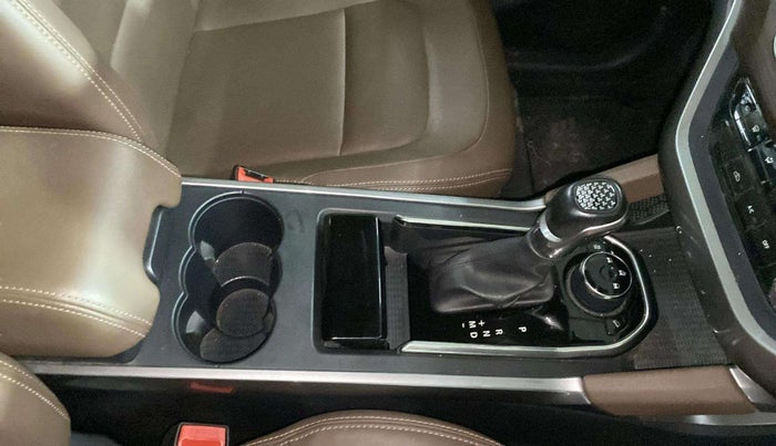 2021 Tata Harrier XZA 2.0L, Diesel, Automatic, 80,191 km, Gear Lever