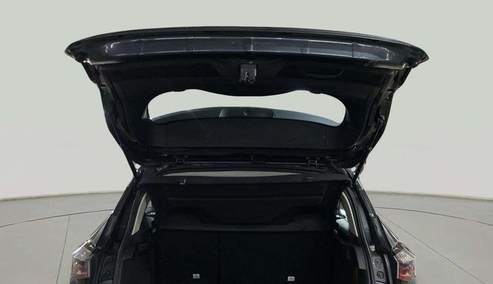 2021 Tata Harrier XZA 2.0L, Diesel, Automatic, 80,191 km, Boot Door Open