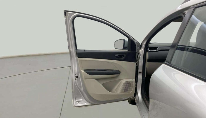 2020 Renault TRIBER RXT, Petrol, Manual, 19,781 km, LHS Front Door