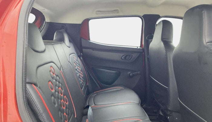 2024 Renault Kwid RXL(O) 1.0L AMT, Petrol, Automatic, 767 km, Right Side Rear Door Cabin