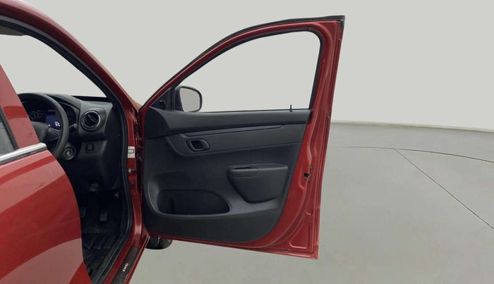 2024 Renault Kwid RXL(O) 1.0L AMT, Petrol, Automatic, 767 km, RHS Front Door