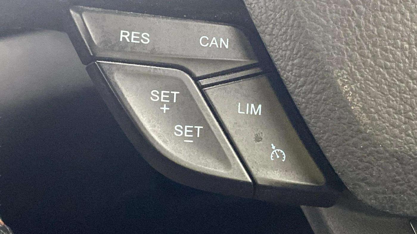 2018 Ford Ecosport TITANIUM 1.0L ECOBOOST SPORTS(SUNROOF), Petrol, Manual, 72,061 km, Adaptive Cruise Control