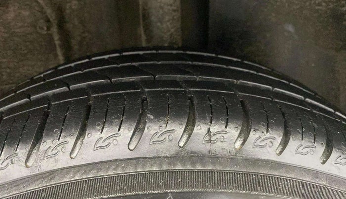 2021 Tata ALTROZ XZ PETROL, Petrol, Manual, 24,544 km, Left Rear Tyre Tread