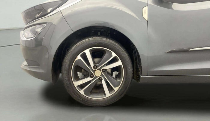 2021 Tata ALTROZ XZ PETROL, Petrol, Manual, 24,544 km, Left Front Wheel