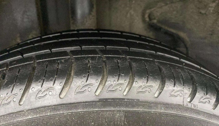 2021 Tata ALTROZ XZ PETROL, Petrol, Manual, 24,544 km, Right Rear Tyre Tread