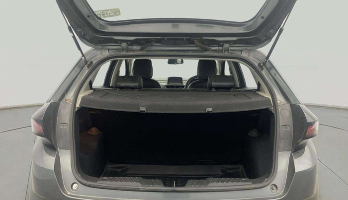 2021 Tata ALTROZ XZ PETROL, Petrol, Manual, 24,544 km, Boot Inside