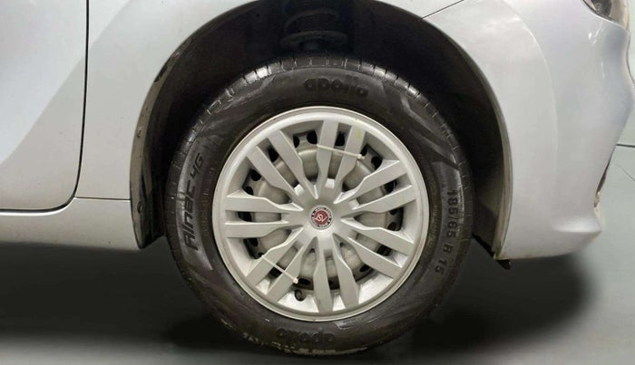 2023 Maruti Baleno SIGMA PETROL 1.2, Petrol, Manual, 5,587 km, Right Front Wheel