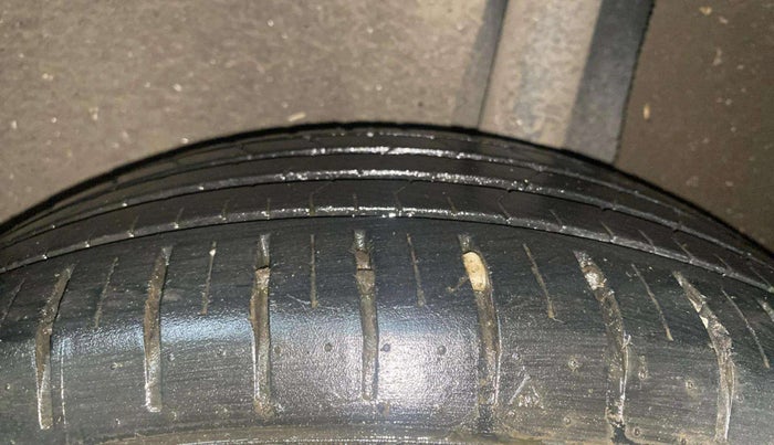 2019 Maruti Baleno ALPHA CVT PETROL 1.2, Petrol, Automatic, 32,016 km, Left Rear Tyre Tread