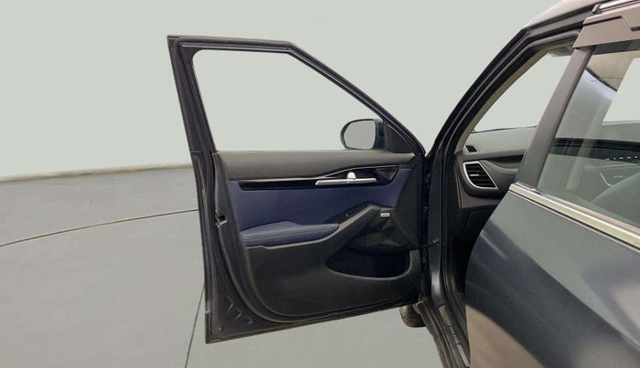 2022 KIA SELTOS X LINE 1.4 PETROL DCT, Petrol, Automatic, 62,157 km, LHS Front Door