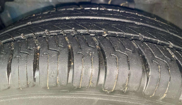 2014 Maruti Celerio VXI AMT, Petrol, Automatic, 79,121 km, Left Front Tyre Tread