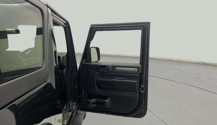 2021 Mahindra Thar LX D AT 4WD HT, Diesel, Automatic, 33,365 km, RHS Front Door