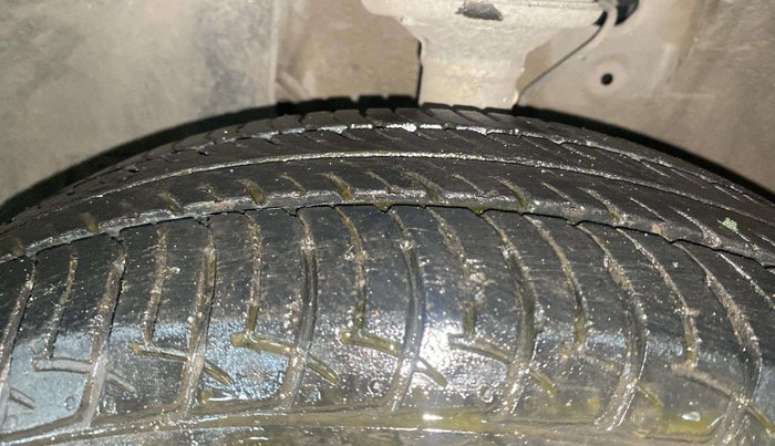 2021 Maruti New Wagon-R VXI (O) 1.0, Petrol, Manual, 24,362 km, Left Front Tyre Tread