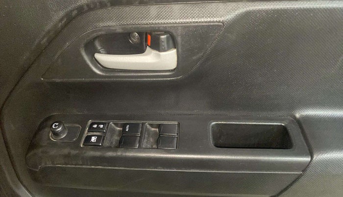 2021 Maruti New Wagon-R VXI (O) 1.0, Petrol, Manual, 24,362 km, Driver Side Door Panels Control