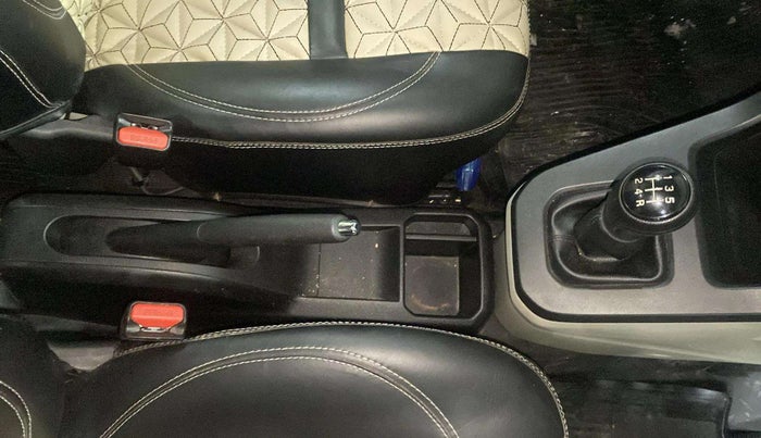 2021 Maruti New Wagon-R VXI (O) 1.0, Petrol, Manual, 24,362 km, Gear Lever
