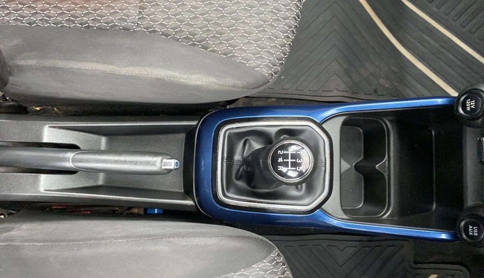 2020 Maruti IGNIS DELTA 1.2, Petrol, Manual, 38,458 km, Gear Lever