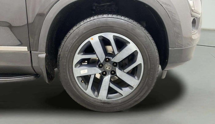 2021 Tata Harrier XZA PLUS 2.0L, Diesel, Automatic, 40,893 km, Right Front Wheel