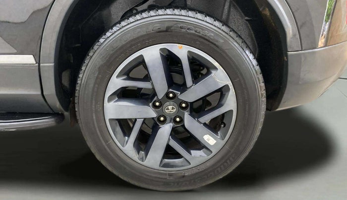 2021 Tata Harrier XZA PLUS 2.0L, Diesel, Automatic, 40,893 km, Left Rear Wheel
