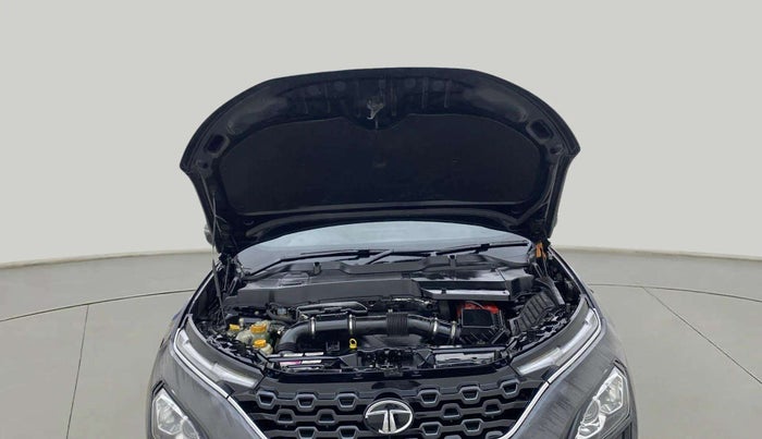 2021 Tata Harrier XZA PLUS 2.0L, Diesel, Automatic, 40,893 km, Open Bonet