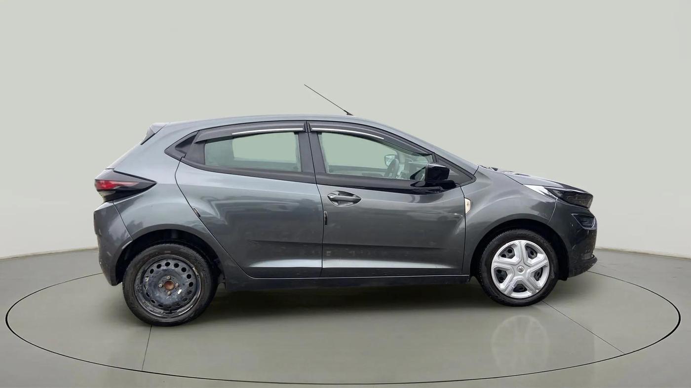 2022 Tata ALTROZ XM PLUS PETROL, Petrol, Manual, 27,261 km, Right Side View
