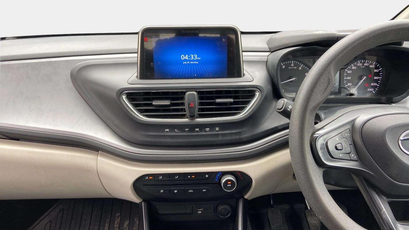 2022 Tata ALTROZ XM PLUS PETROL, Petrol, Manual, 27,261 km, Air Conditioner