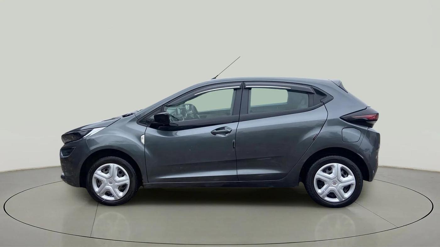 2022 Tata ALTROZ XM PLUS PETROL, Petrol, Manual, 27,261 km, Left Side