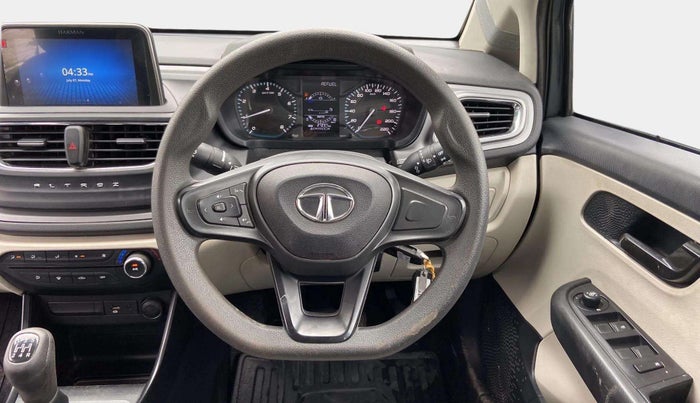 2022 Tata ALTROZ XM PLUS PETROL, Petrol, Manual, 27,227 km, Steering Wheel Close Up