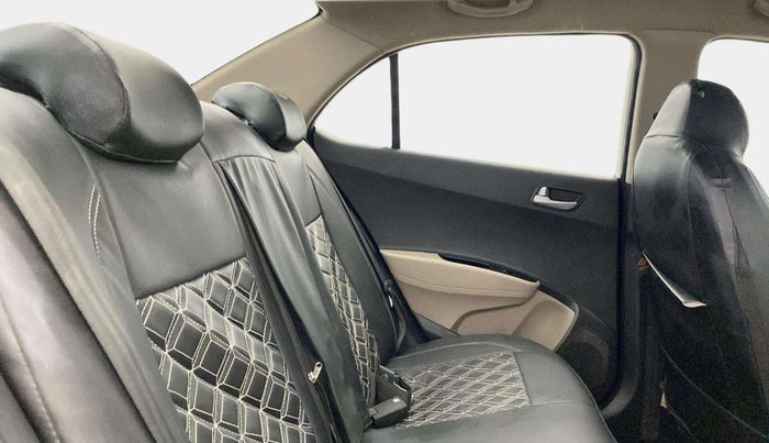 2014 Hyundai Xcent S (O) 1.2, Petrol, Manual, 1,36,472 km, Right Side Rear Door Cabin