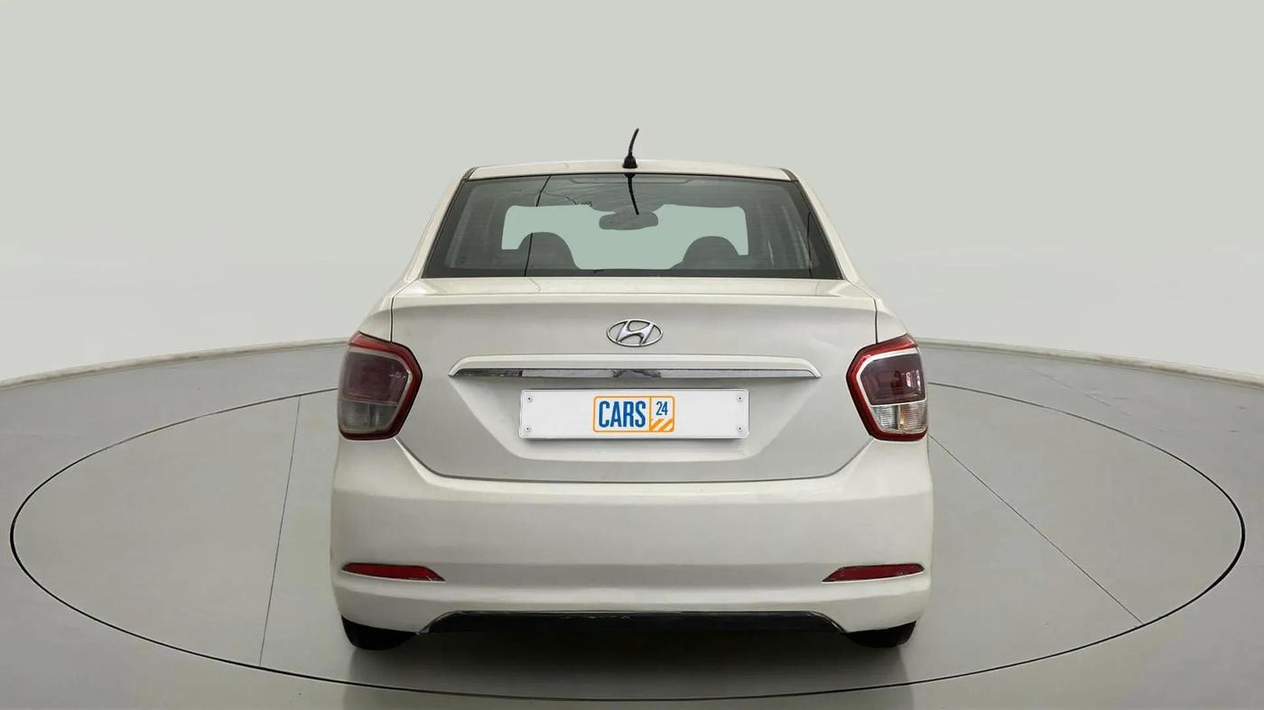2014 Hyundai Xcent S (O) 1.2, Petrol, Manual, 1,36,198 km, Back/Rear