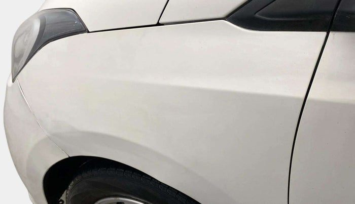 2014 Hyundai Xcent S (O) 1.2, Petrol, Manual, 1,36,472 km, Left fender - Slightly dented