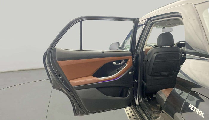 2021 Hyundai ALCAZAR 2.0 SIGNATURE (O) AT 6STR, Petrol, Automatic, 12,729 km, LHS Rear Door