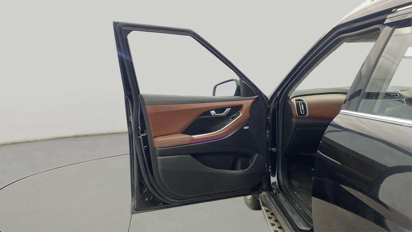 2021 Hyundai ALCAZAR 2.0 SIGNATURE (O) AT 6STR, Petrol, Automatic, 12,729 km, LHS Front Door