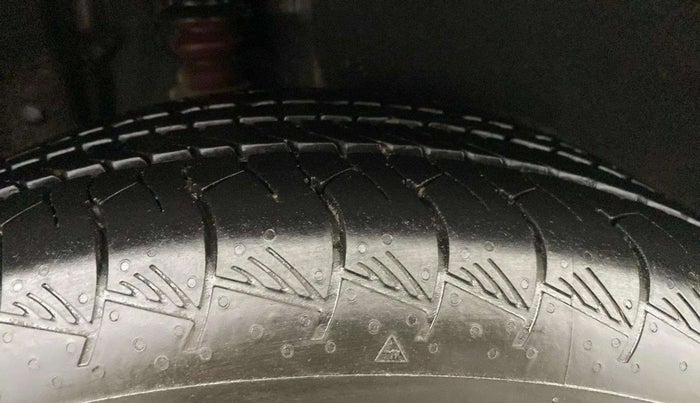 2021 Hyundai ALCAZAR 2.0 SIGNATURE (O) AT 6STR, Petrol, Automatic, 12,729 km, Right Rear Tyre Tread