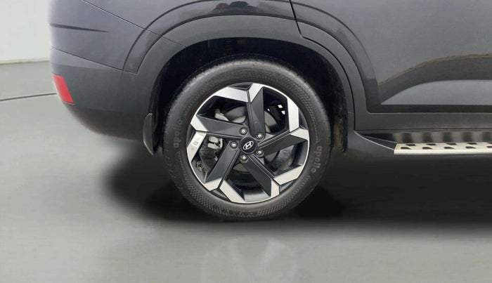 2021 Hyundai ALCAZAR 2.0 SIGNATURE (O) AT 6STR, Petrol, Automatic, 12,729 km, Right Rear Wheel