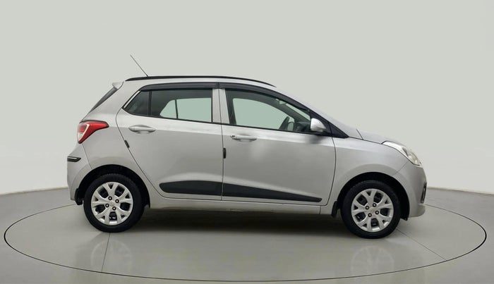 2016 Hyundai Grand i10 SPORTZ 1.2 KAPPA VTVT, Petrol, Manual, 66,923 km, Right Side View