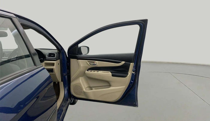 2017 Maruti Ciaz ZETA 1.4  MT PETROL, Petrol, Manual, 85,576 km, RHS Front Door