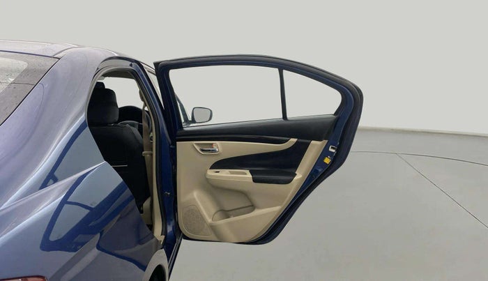 2017 Maruti Ciaz ZETA 1.4  MT PETROL, Petrol, Manual, 85,576 km, RHS Rear Door