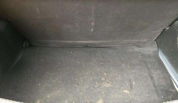 2013 Hyundai Grand i10 ASTA 1.2 KAPPA VTVT, Petrol, Manual, 45,014 km, Boot Inside