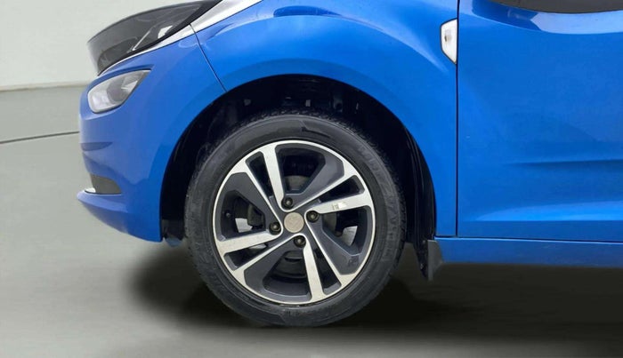 2022 Tata ALTROZ XZ PLUS PETROL, Petrol, Manual, 16,893 km, Left Front Wheel