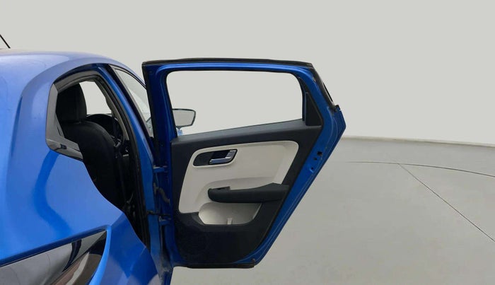 2022 Tata ALTROZ XZ PLUS PETROL, Petrol, Manual, 16,893 km, RHS Rear Door