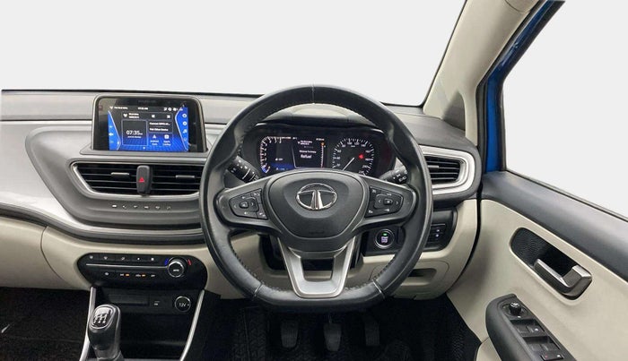 2022 Tata ALTROZ XZ PLUS PETROL, Petrol, Manual, 16,893 km, Steering Wheel Close Up