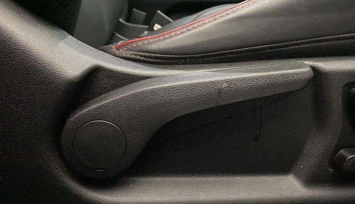 2024 Hyundai Verna SX (O) 1.5 TURBO PETROL DCT, Petrol, Automatic, 8,851 km, Driver Side Adjustment Panel
